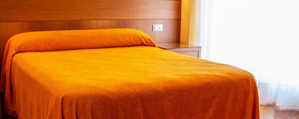 Hotel Mabu Ourense Ngoại thất bức ảnh