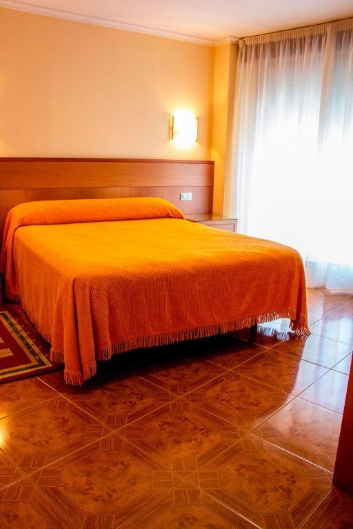 Hotel Mabu Ourense Phòng bức ảnh